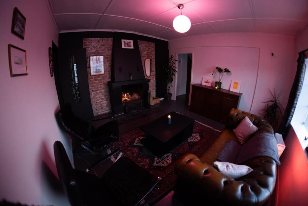 Charming In Central Leilighet *